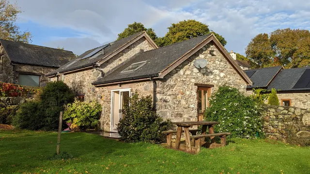 Glyn Bach Farm Cottages