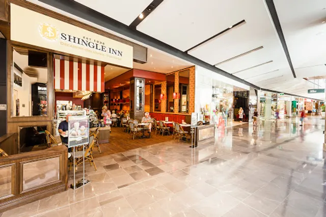 Shingle Inn Fountain Gate