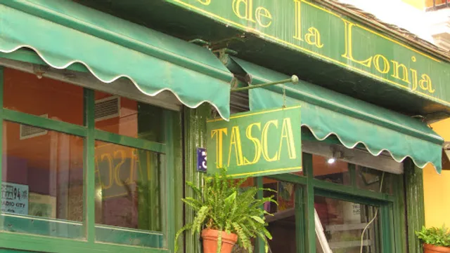 Escalones de la Lonja