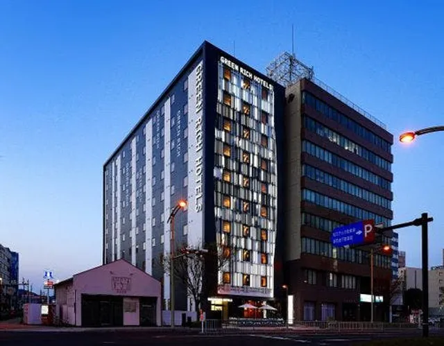 Gurinritchihorel matsueeki Across