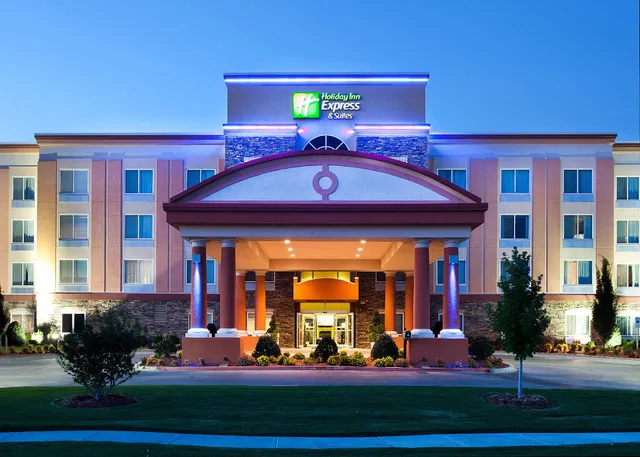 Holiday Inn Express & Suites Tulsa South Bixby by IHG