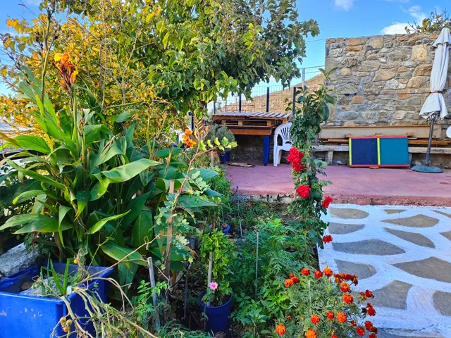 Kapetaniana Guesthouse