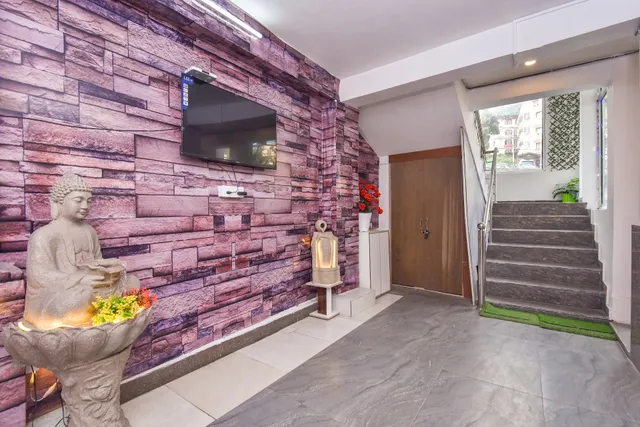 RR Heights - Hotel In Bhagsu Nag