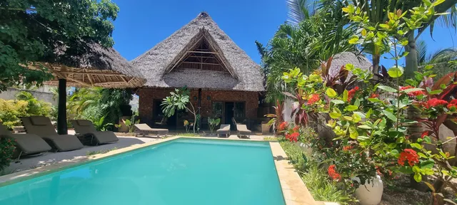 Salama & Mbuyuni Bungalows