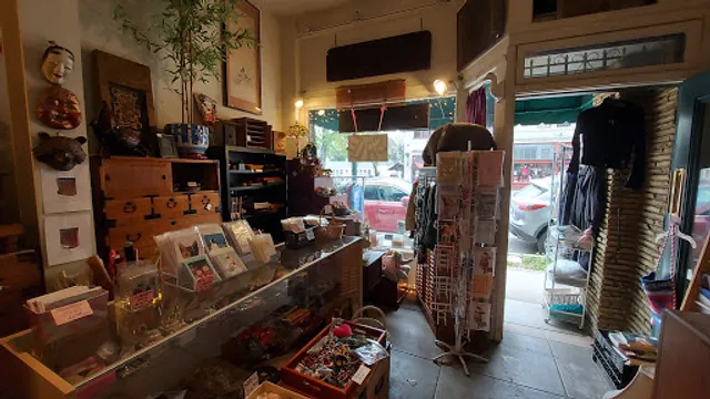 Yoko Japanese Antiques and Fabrics