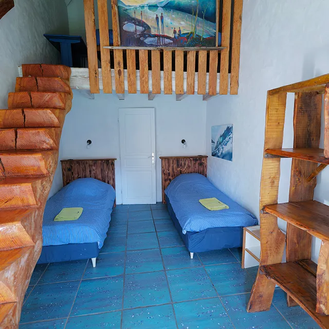 Natural Surf Lodge - Surf Camp