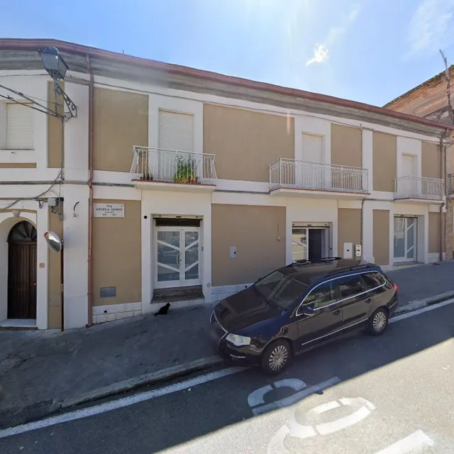 La Piazzetta - Snc di Serratore V. & C.