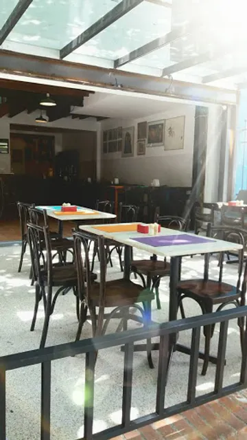 La Sorella Pizza Bar