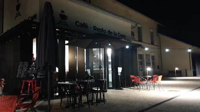 Café-Resto de la Gare Robert Doisneau