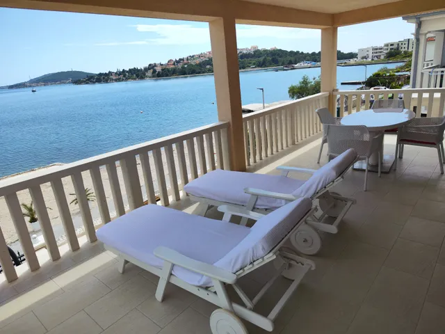 Beach Apartments Rogoznica