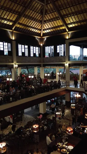 Leuit Ageung Restoran