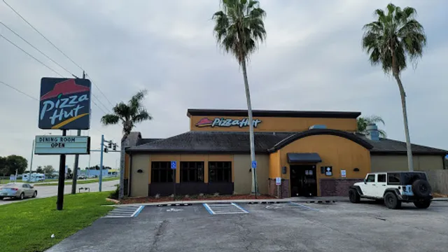 Pizza Hut
