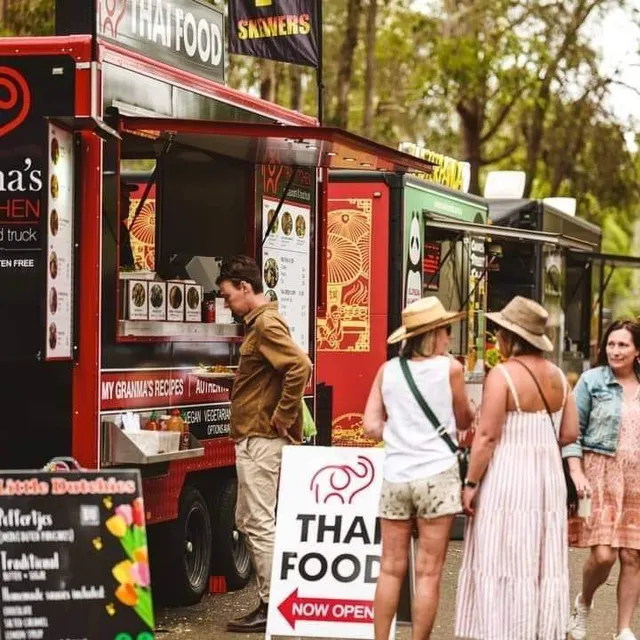 Kasama's Thai Kitchen