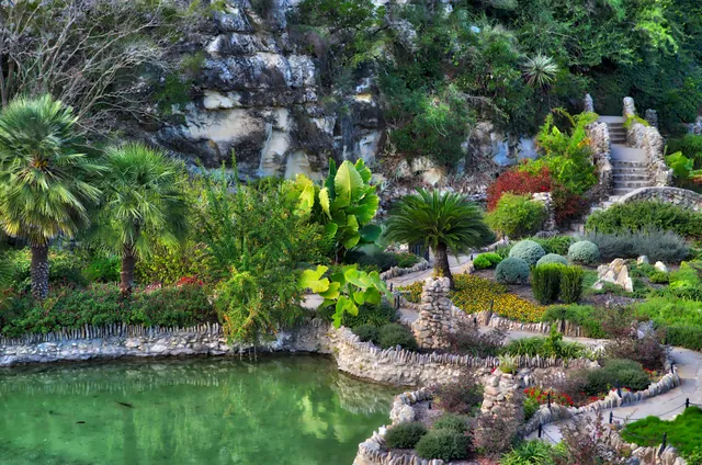 Sunken Garden Theater