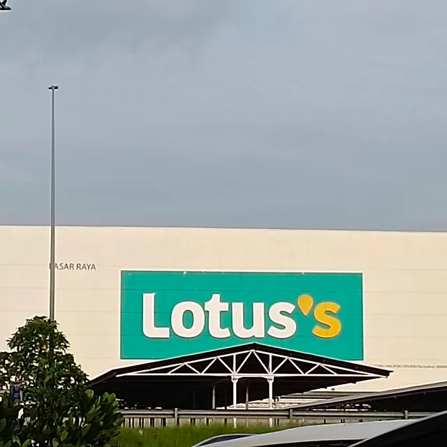 Lotus’s Bukit Indah