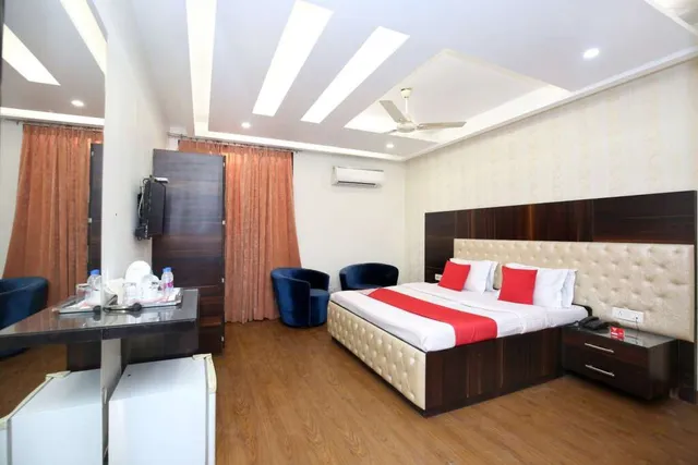 OYO 12352 Punnu International