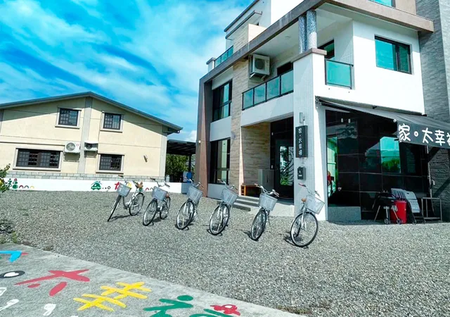 家。太幸福Sweet Home｜宜蘭包棟電梯民宿－烤肉．KTV．麻將．泛舟