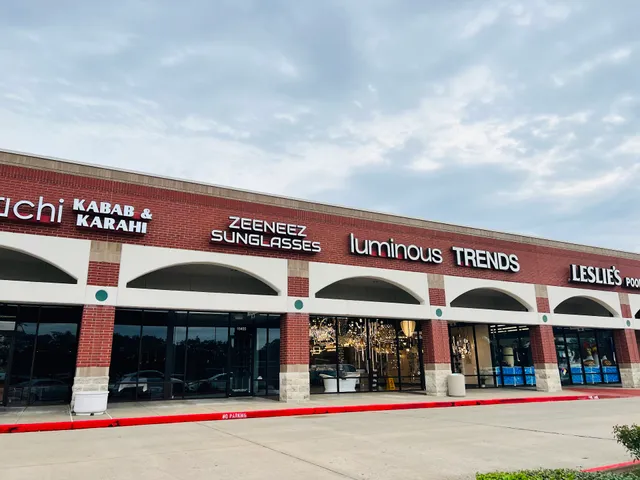 Modern Luxury Furniture, Lighting and Accessories