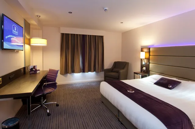 Premier Inn London Southwark (Borough High St) hotel