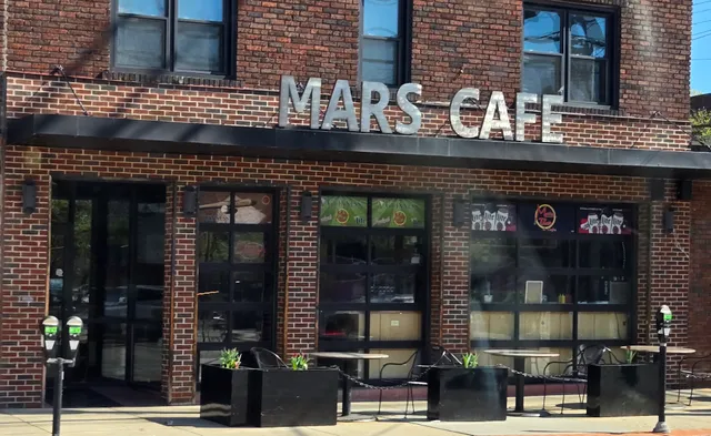 Mars Bar & Café