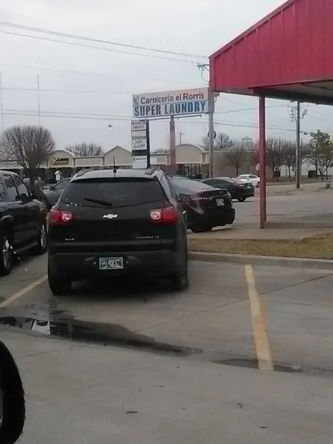 Walnut Square Shopping Center