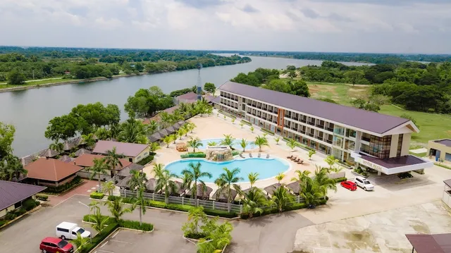 River Palm Hotel & Resort