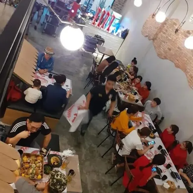 Tom 82 Han River - 똠팔이 한시장점