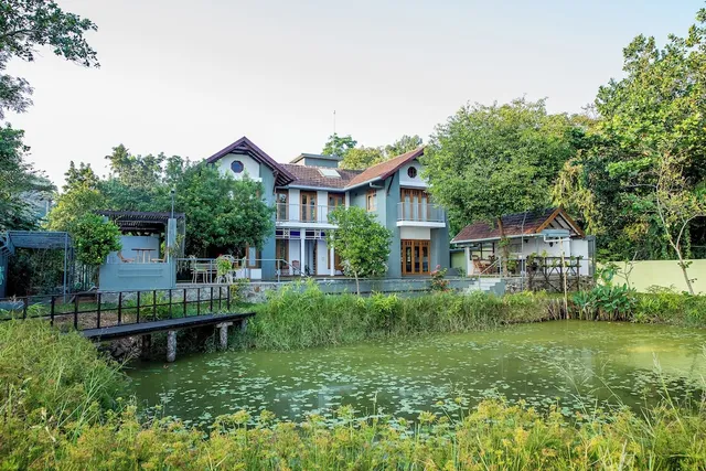 Hibiscus Villa - CGH Earth Saha