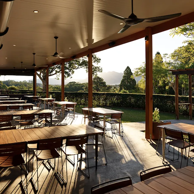 Three Blue Ducks, Bellingen