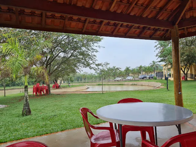 Pesqueiro e Pousada Perez