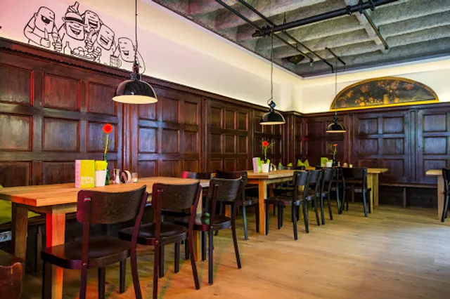 TRUMEREI - Restaurant, Bar & Biershop