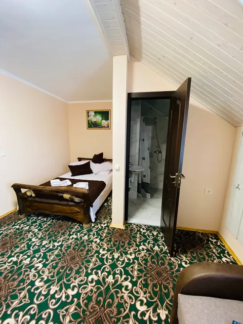 Готель «Під Явором NEW”