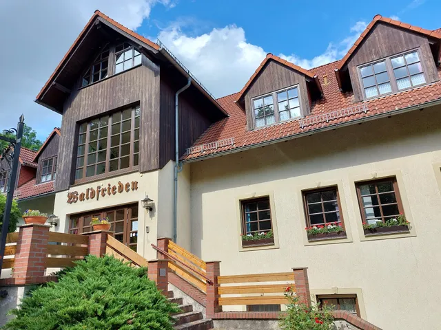 Restaurant und Pension Waldfrieden