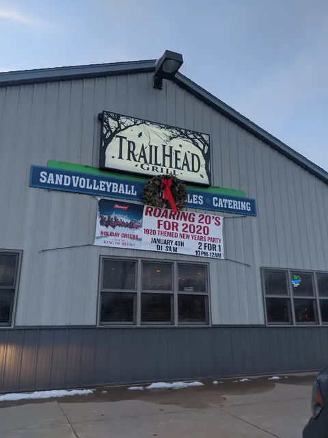 TrailHead Grill and Lanes