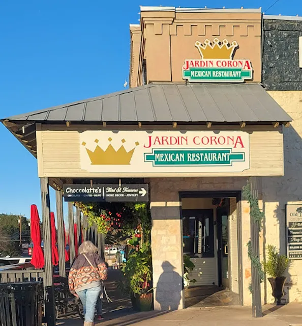 Jardin Corona Marble Falls