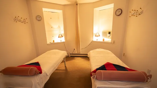 Upper West Side Massage - Hua Kang Best Qi Gong Tui-Na