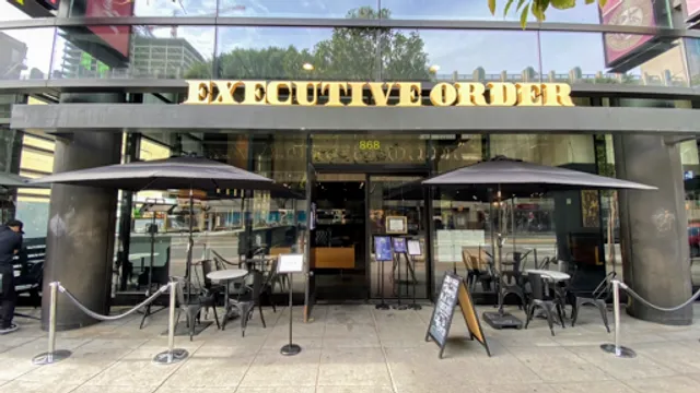 Executive Order Bar & Lounge