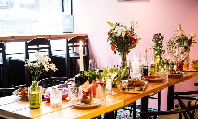 Guru's Kitchen & Bar