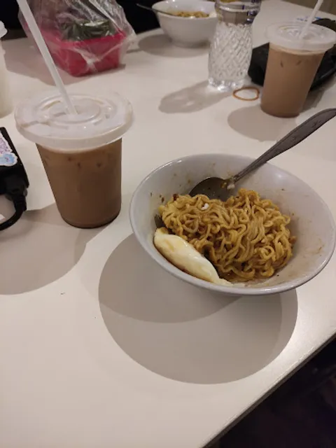 Warung Kopi & Indomie "Heri"