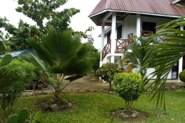 Sea Breeze Villas Diani