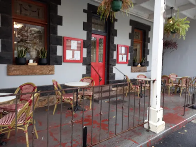 The Supreme Bar & Restaurant