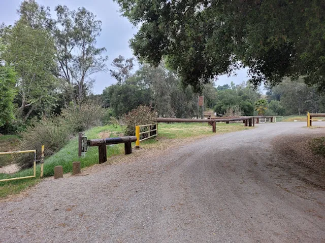 San Dimas Avenue (Michael D. Antonovich) Trailhead