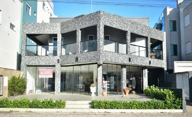 Residencial Melfi 3, 50 mts da praia do Mariscal, Bombinhas.
