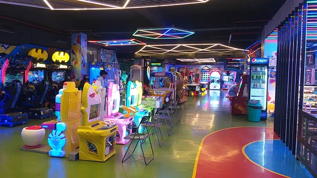 Masti Zone | North India Mall (Shipra Mall) | Gaming Zone | Bolwing | Cricket | 7D