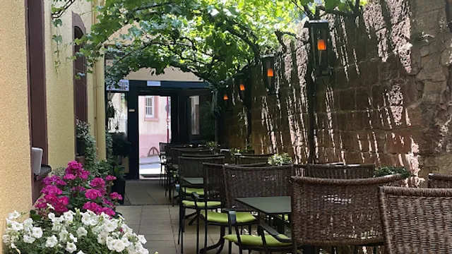 Alt Maikammer kroatisch-deutsche Küche