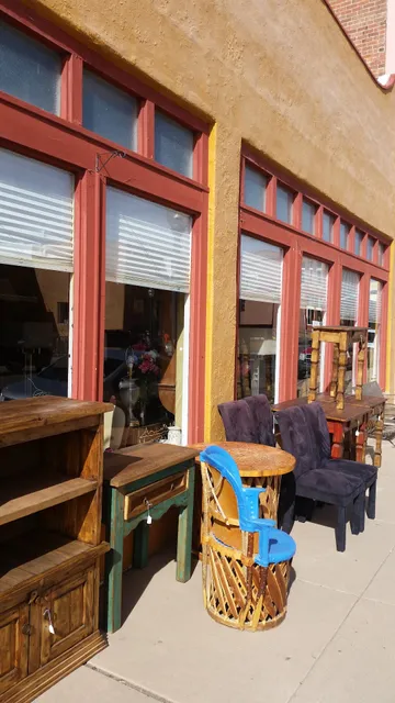 Manzanita Ridge Furniture Antiques