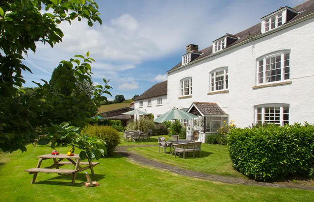 Stickwick Manor & Cottages