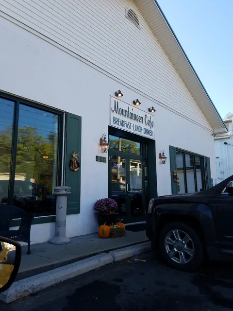 Mountaineer Cafe
