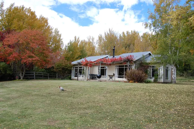 Lowestoffe Country Lodge: Walnut