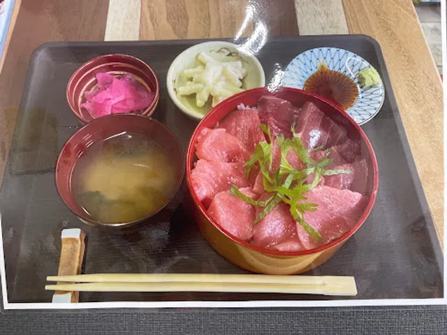 Suehiro Sushi & Dons